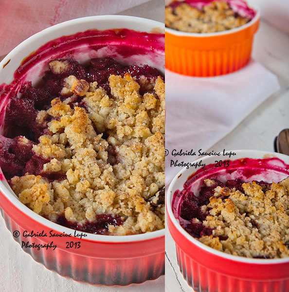 plum crumble
